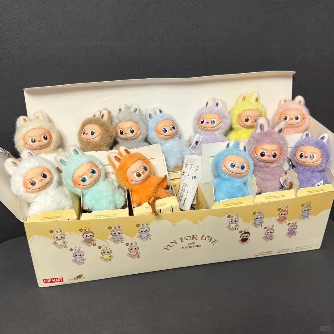 LABUBU THE MONSTERS – A–M Secret Code Series (Mystery Box) Vinylfigur