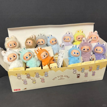LABUBU THE MONSTERS – A–M Secret Code Series (Mystery Box) Vinylfigur